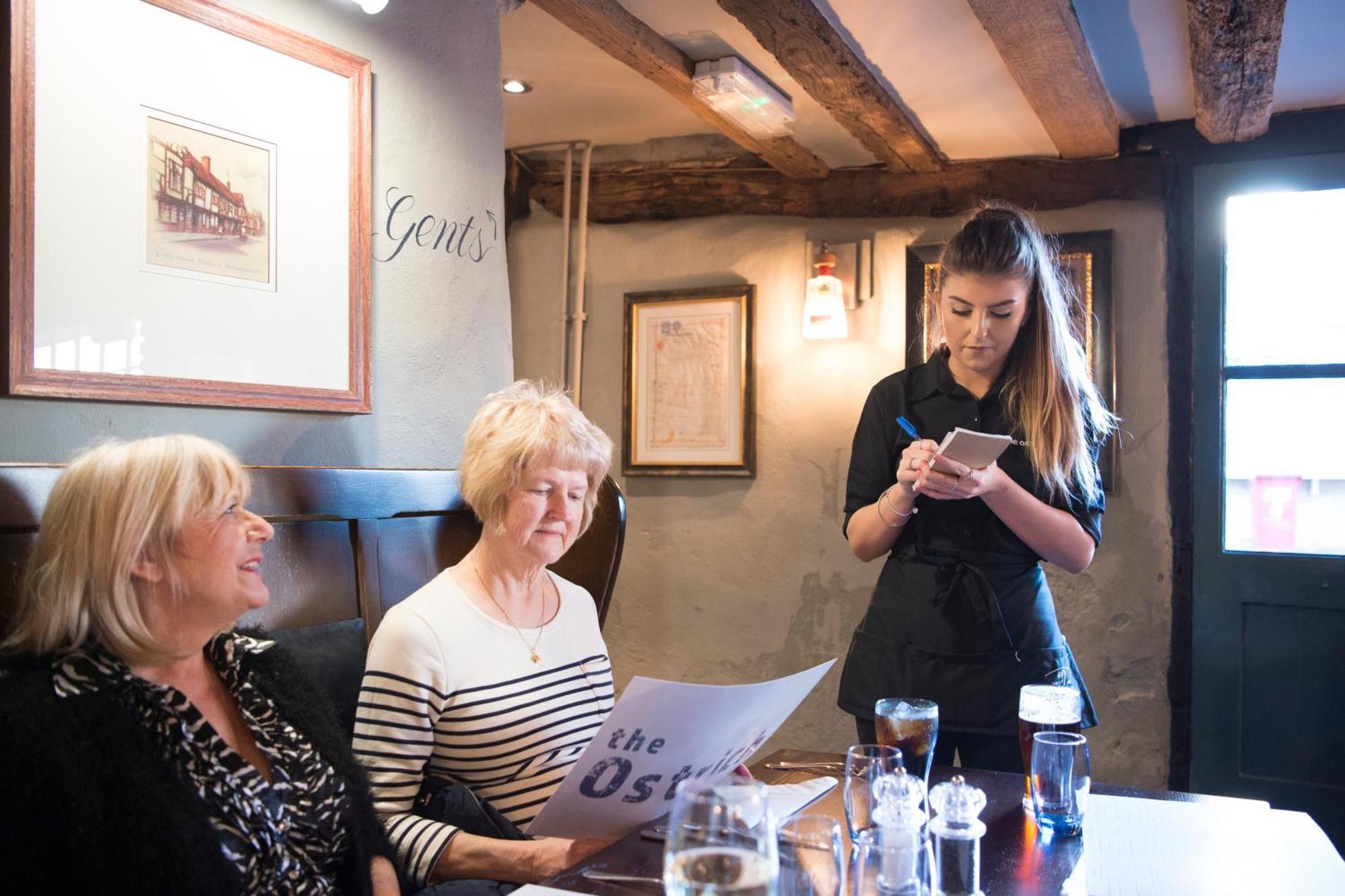 Gasthof The Ostrich Colnbrook London Heathrow