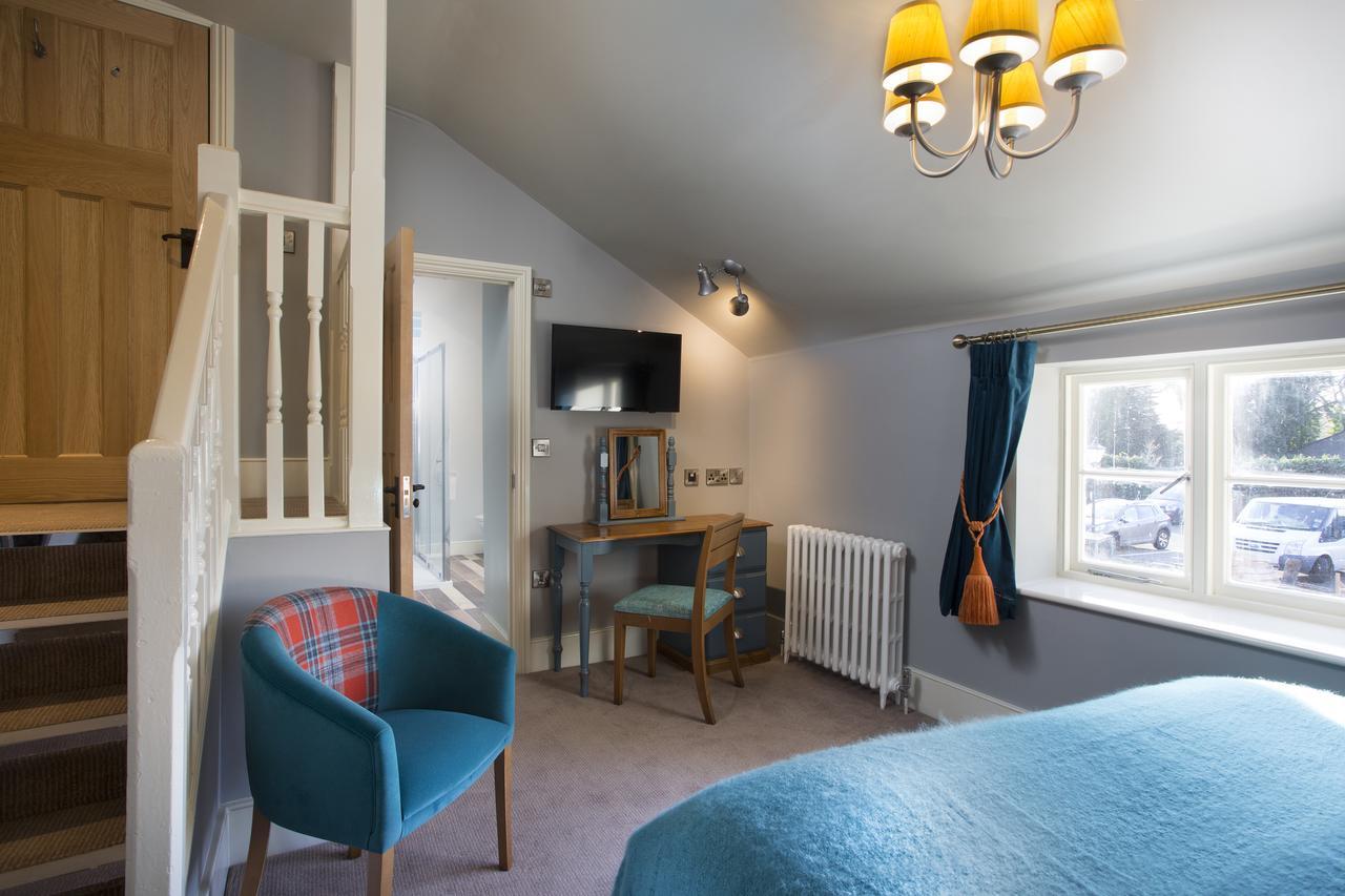 Inn The Ostrich Colnbrook London Heathrow